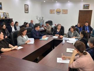 Астанада сарапшылар «Отбасылық құндылықтардың құқықтық негізі және әлеуметтік қорғау» - атты тақырыбы аясында жаңа Конституция жобасын талқылады