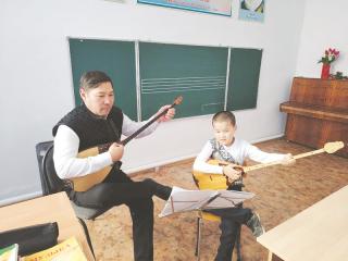 ҚОС ІШЕКТЕН ТӨГІЛГЕН ҒАЖАЙЫП КҮЙ