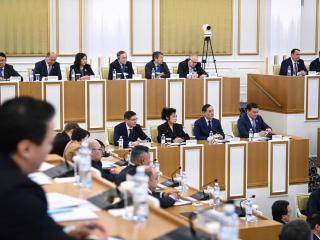 Жаңа Конституция орнықты әрі адамға бағдарланған саясаттың негізін қалыптастырады – Асхат Рахымжанов