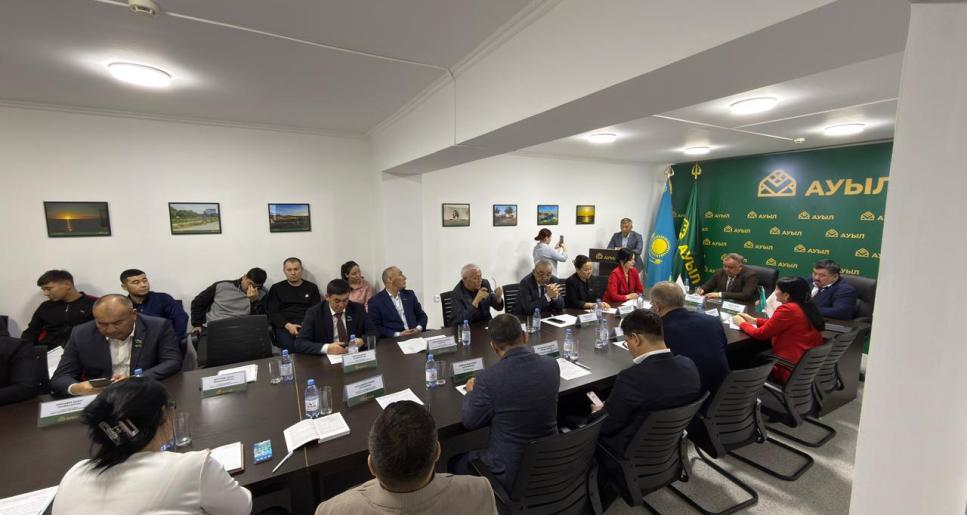 2026 жылғы 06 ақпанда Қызылорда қаласында «Ауыл» партиясының Қызылорда облысы бойынша өңірлік филиалы төрағасы, облыстық мәслихат депутаты Садық Мұстафаның төрағалығымен Саяси кеңестің кеңейтілген отырысы өтті.