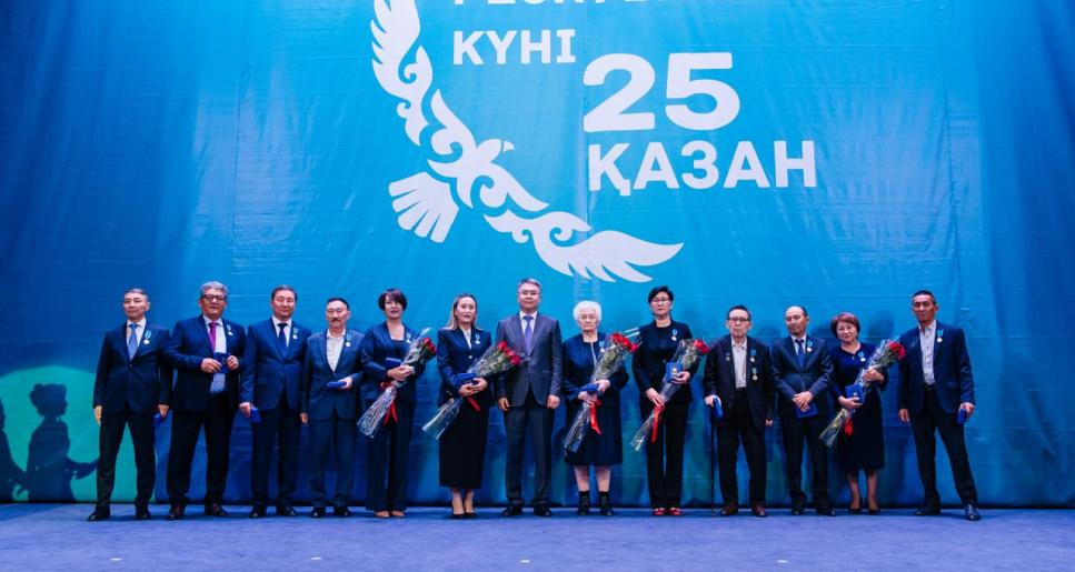 Атырауда үздік мамандар мен еңбек ардагерлері марапатталды